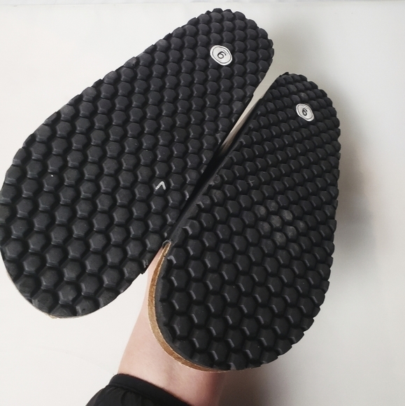 SERRA Black Double Strap/Buckle Slide On Sandals! - Picture 6 of 8